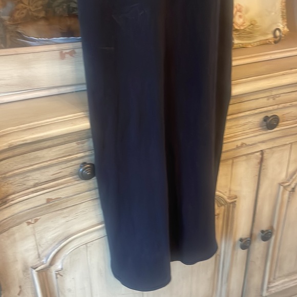 Lululemon - Picture 2 of 3